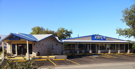 Best Little Pawn Shop casa de empeño en Marble Falls